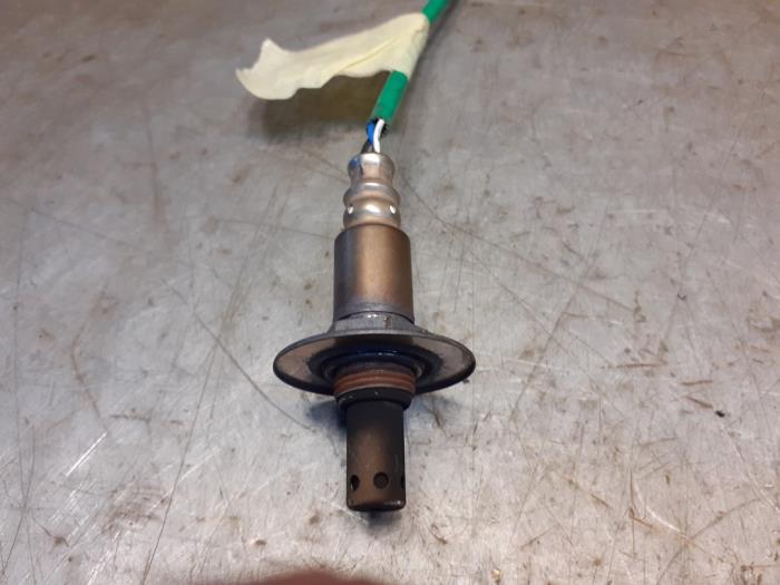 Lambda Sonde van een Suzuki Grand Vitara II (JT) 2.0 16V 2006