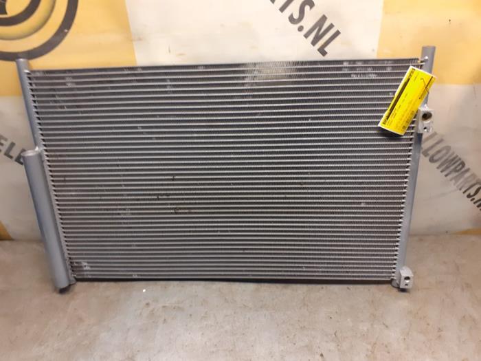 Gebruikte Airco Condensor Suzuki Grand Vitara II (JT) 2.4 16V Prijs € 59,00 Margeregeling aangeboden door Yellow Parts