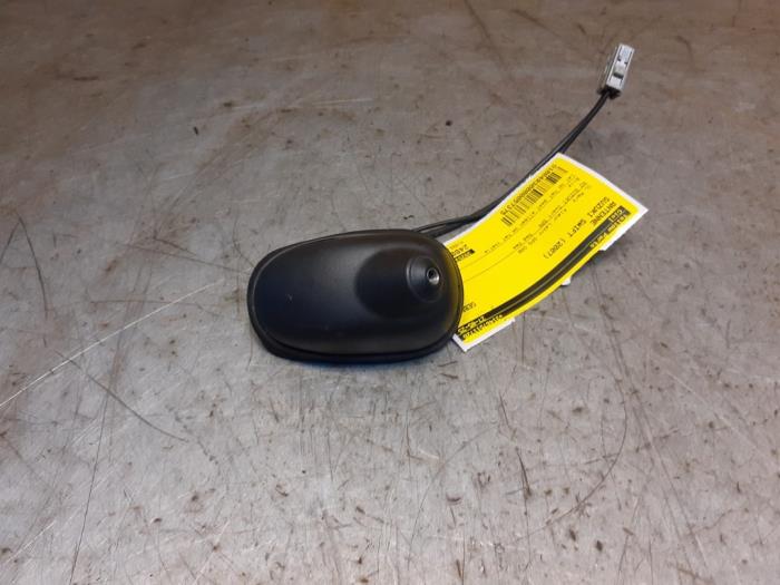 Antenne van een Suzuki Swift (ZA/ZC/ZD1/2/3/9) 1.3 VVT 16V 2007