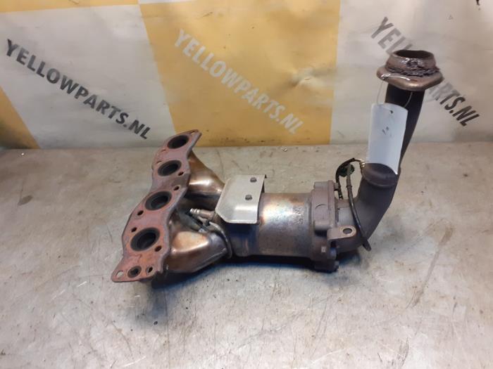 Uitlaatspruitstuk + katalysator van een Suzuki Swift (ZA/ZC/ZD1/2/3/9) 1.3 VVT 16V 2005