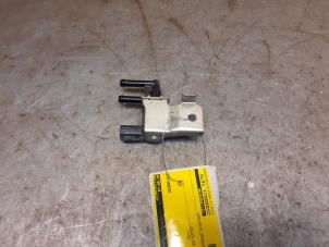 Gebruikte Evap klep Suzuki Alto 1.0 12V Prijs € 19,99 Margeregeling aangeboden door Yellow Parts