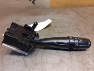 Gebruikte Licht Schakelaar Suzuki Swift (ZA/ZC/ZD) 1.2 16V Prijs € 34,99 Margeregeling aangeboden door Yellow Parts