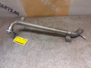 Gebruikte Waterpijp Suzuki Grand Vitara II (JT) 2.4 16V Prijs € 34,99 Margeregeling aangeboden door Yellow Parts