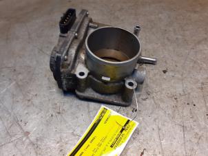 Gebruikte Gasklephuis Suzuki Grand Vitara II (JT) 2.4 16V Prijs € 189,00 Margeregeling aangeboden door Yellow Parts