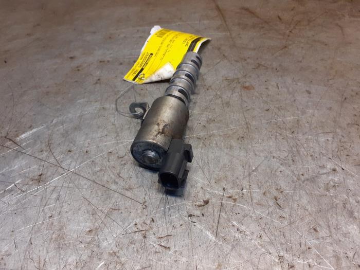 Nokkenas Verstelling van een Suzuki Swift (ZA/ZC/ZD) 1.2 16V 2015