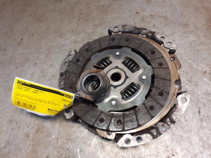 Gebruikte Koppelingsset (compleet) Suzuki Swift (ZA/ZC/ZD1/2/3/9) 1.5 VVT 16V Prijs € 44,99 Margeregeling aangeboden door Yellow Parts