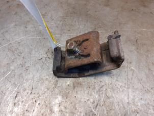 Gebruikte Motorrubber Suzuki Alto (SH410) 1.0 GA,GL Prijs € 19,99 Margeregeling aangeboden door Yellow Parts