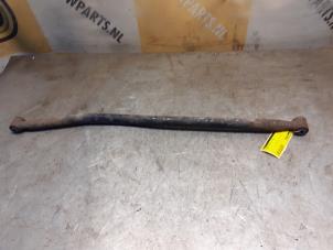 Gebruikte Panhardstang Suzuki Jimny Hardtop 1.3i 16V Prijs € 34,99 Margeregeling aangeboden door Yellow Parts