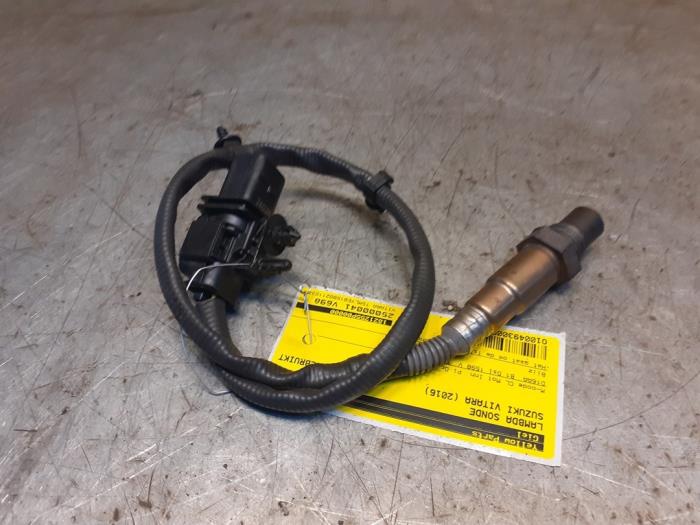 Lambda Sonde van een Suzuki Vitara (LY/MY) 1.6 16V DDiS AllGrip 2016