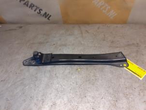 Gebruikte Frontdeel steun Suzuki Swift (ZA/ZC/ZD) 1.2 16_ Prijs € 19,99 Margeregeling aangeboden door Yellow Parts