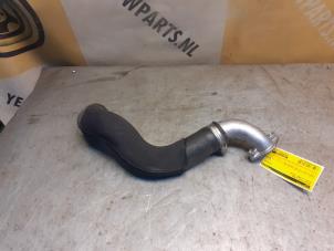 Gebruikte Intercooler Slang Suzuki Vitara (LY/MY) 1.6 16V DDiS AllGrip Prijs € 45,00 Margeregeling aangeboden door Yellow Parts