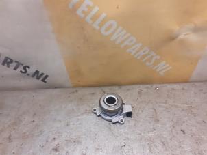 Gebruikte Druklager Suzuki Vitara (LY/MY) 1.6 16V VVT Prijs € 39,00 Margeregeling aangeboden door Yellow Parts