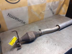 Gebruikte Uitlaat Middendemper Suzuki SX4 (EY/GY) 1.6 16V VVT Comfort,Exclusive Autom. Prijs € 99,00 Margeregeling aangeboden door Yellow Parts