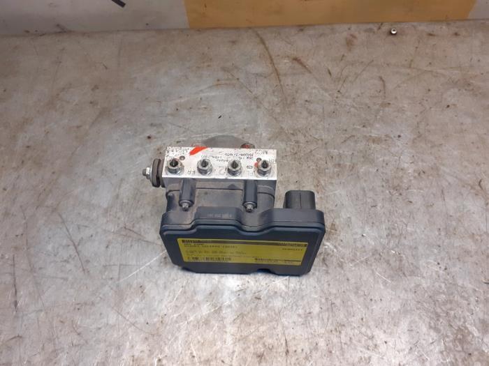 Gebruikte ABS Pomp Suzuki Celerio (LF) 1.0 12V Prijs € 99,00 Margeregeling aangeboden door Yellow Parts