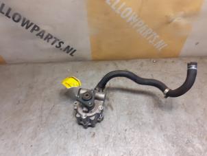 Gebruikte Servopomp Fiat Doblo Cargo (223) 1.3 D 16V Multijet DPF Prijs € 49,00 Margeregeling aangeboden door Yellow Parts