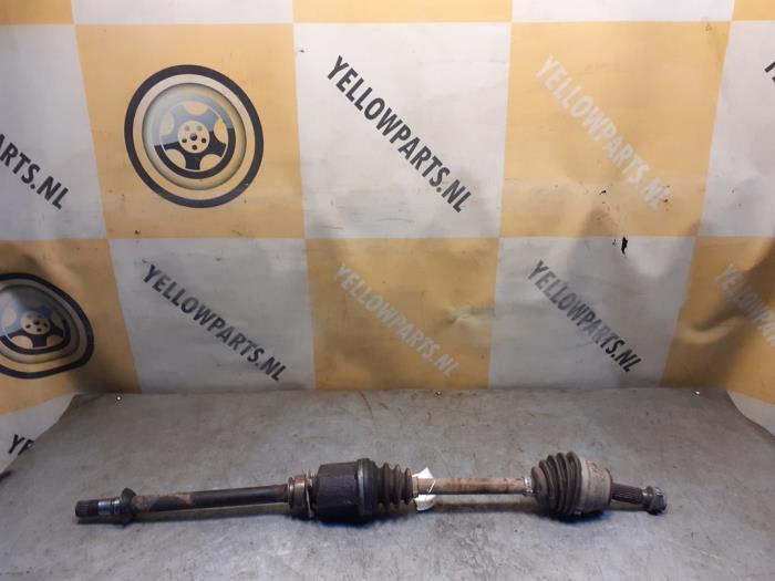 Gebruikte Steekas rechts-voor Fiat Doblo Cargo (223) 1.3 D 16V Multijet DPF Prijs € 34,99 Margeregeling aangeboden door Yellow Parts