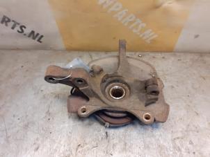 Gebruikte Fusee houder rechts-voor Suzuki Swift (ZA/ZC/ZD1/2/3/9) 1.3 VVT 16V Prijs € 39,95 Margeregeling aangeboden door Yellow Parts