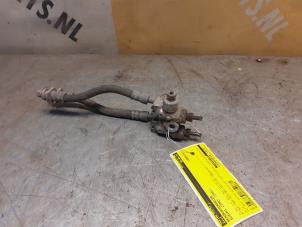 Gebruikte Remdrukverdeler Suzuki Jimny Softtop 1.3i 16V 4x4 Prijs € 29,99 Margeregeling aangeboden door Yellow Parts