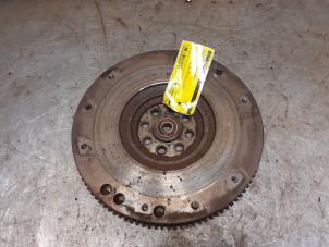 Gebruikte Vliegwiel Suzuki Swift (ZA/ZC/ZD1/2/3/9) 1.6 Sport VVT 16V Prijs € 39,99 Margeregeling aangeboden door Yellow Parts