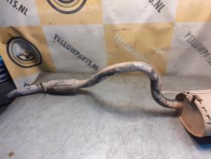 Gebruikte Uitlaat Einddemper Suzuki Grand Vitara I (FT/GT/HT) 2.0 16V Prijs € 99,00 Margeregeling aangeboden door Yellow Parts