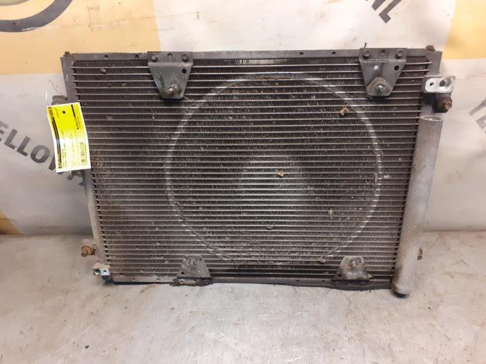 Airco Condensor van een Suzuki Grand Vitara I (FT/GT/HT) 2.0 16V 2005