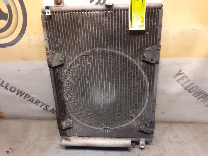 Airco Condensor van een Suzuki Grand Vitara I (FT/GT/HT) 2.0 16V 2005