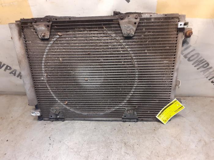 Airco Condensor van een Suzuki Grand Vitara I (FT/GT/HT) 2.0 16V 2005