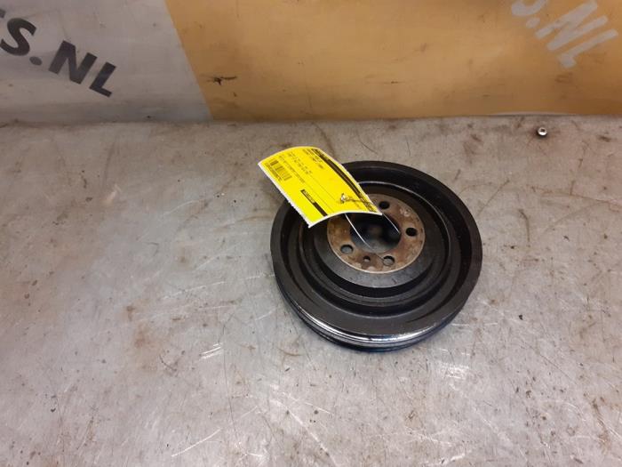 Gebruikte Poelie Krukas Suzuki Jimny Hardtop 1.3i 16V 4x4 Prijs € 34,99 Margeregeling aangeboden door Yellow Parts