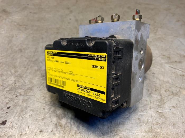 Gebruikte ABS Pomp Suzuki Liana (ERC/ERD/RH4) 1.6 MPi 16V Prijs € 49,00 Margeregeling aangeboden door Yellow Parts