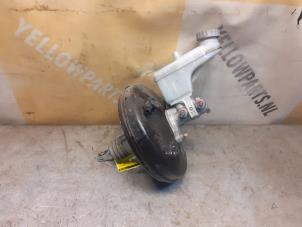 Gebruikte Hoofdremcilinder Opel Agila (B) 1.0 12V Prijs € 44,95 Margeregeling aangeboden door Yellow Parts