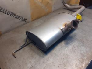 Gebruikte Uitlaat Einddemper Suzuki Grand Vitara II (JT) 2.0 16V Prijs € 175,00 Margeregeling aangeboden door Yellow Parts