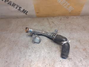 Gebruikte Waterpijp Suzuki Swift (ZA/ZC/ZD1/2/3/9) 1.5 VVT 16V Prijs € 19,99 Margeregeling aangeboden door Yellow Parts