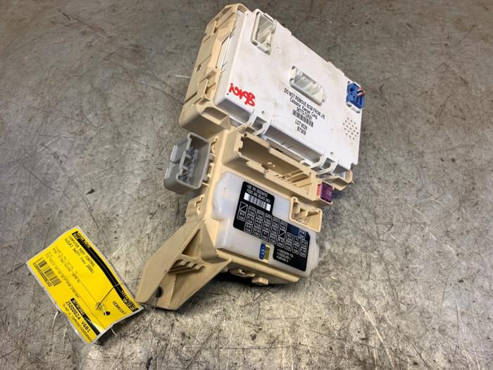Gebruikte Computer Body Control Suzuki Swift (ZA/ZC/ZD1/2/3/9) 1.5 VVT 16V Prijs € 69,00 Margeregeling aangeboden door Yellow Parts