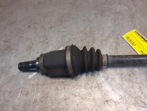 Gebruikte Cardanas links-voor (VWA) Opel Agila (B) 1.0 12V Prijs € 89,00 Margeregeling aangeboden door Yellow Parts