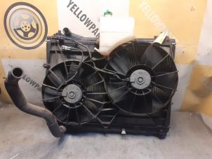 Gebruikte Radiateur Suzuki Grand Vitara II (JT) 2.0 16V Prijs € 99,00 Margeregeling aangeboden door Yellow Parts