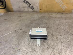 Gebruikte Computer Cruise Control Suzuki X-90 (SZ416) 1.6 16V 4x4 Prijs € 45,00 Margeregeling aangeboden door Yellow Parts