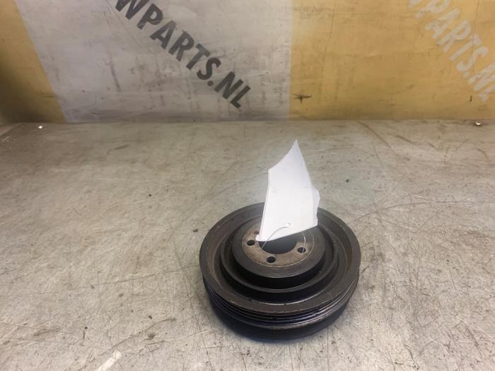 Gebruikte Krukas Poelie Suzuki Jimny Hardtop 1.3i 16V Prijs € 34,99 Margeregeling aangeboden door Yellow Parts