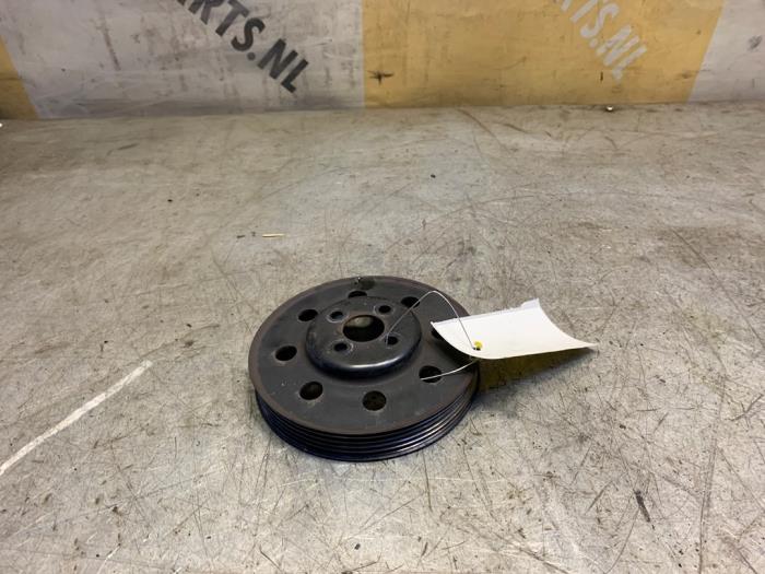 Gebruikte Poelie Waterpomp Suzuki Swift (ZA/ZC/ZD1/2/3/9) 1.3 VVT 16V Prijs € 24,99 Margeregeling aangeboden door Yellow Parts