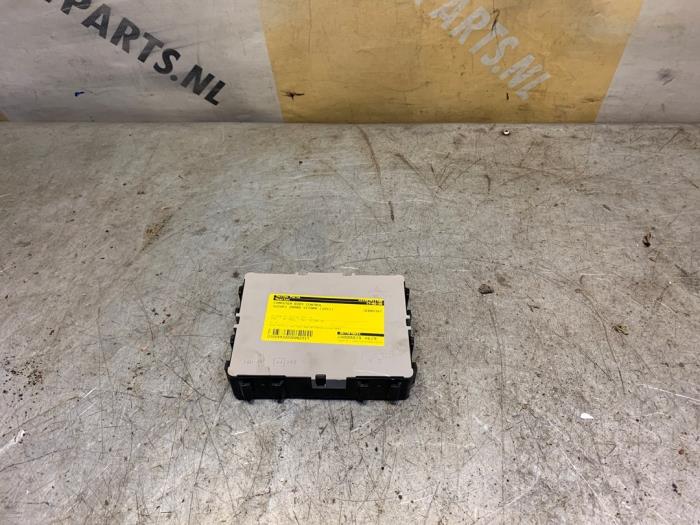 Gebruikte Bodycontrol Module Suzuki Grand Vitara II (JT) 1.9 DDiS Prijs € 99,00 Margeregeling aangeboden door Yellow Parts