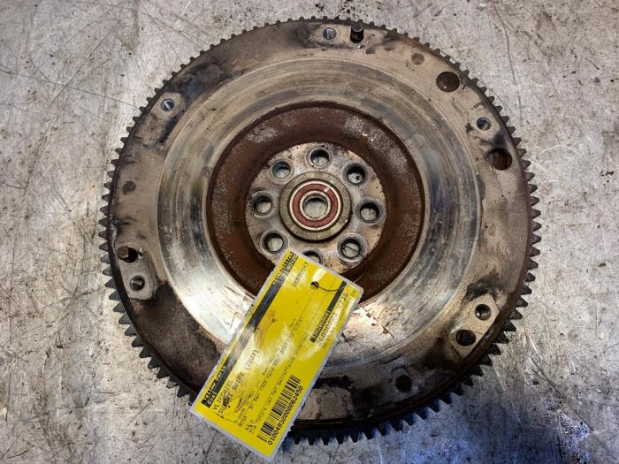 Gebruikte Vliegwiel Suzuki Swift (ZA/ZC/ZD1/2/3/9) 1.3 VVT 16V Prijs € 34,99 Margeregeling aangeboden door Yellow Parts