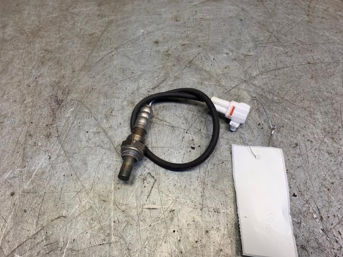 Gebruikte Lambda Sonde Suzuki Grand Vitara II (JT) 1.9 DDiS Prijs € 39,95 Margeregeling aangeboden door Yellow Parts