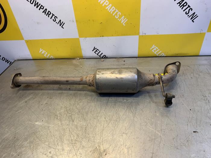 Gebruikte Roetfilter Suzuki Grand Vitara I (FT/GT/HT) 2.0 TDi II Prijs € 189,00 Margeregeling aangeboden door Yellow Parts