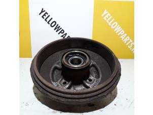 Gebruikte Remtrommel achter Suzuki Splash 1.0 12V Prijs € 25,00 Margeregeling aangeboden door Yellow Parts