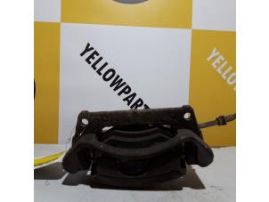 Gebruikte Remklauw (Tang) rechts-voor Suzuki New Ignis (MH) 1.3 16V Prijs € 25,00 Margeregeling aangeboden door Yellow Parts