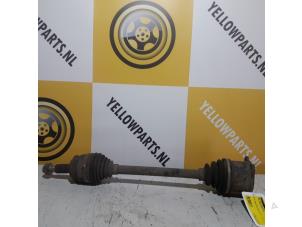 Gebruikte Steekas links-achter Suzuki Grand Vitara II (JT) 1.9 DDiS Prijs € 49,95 Margeregeling aangeboden door Yellow Parts