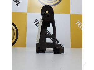 Gebruikte Motorsteun Suzuki Grand Vitara I (FT/GT/HT) 2.0 TDi II Prijs € 25,00 Margeregeling aangeboden door Yellow Parts