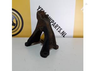 Gebruikte Motorrubber Suzuki Grand Vitara I (FT/GT/HT) 2.5 V6 24V Prijs € 20,00 Margeregeling aangeboden door Yellow Parts