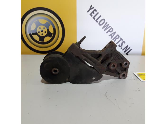 Gebruikte Motorrubber Suzuki Alto (RF410) 1.1 16V Prijs € 20,00 Margeregeling aangeboden door Yellow Parts