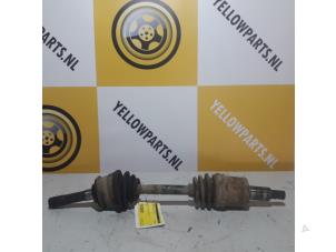 Gebruikte Cardanas rechts-voor (VWA) Suzuki Vitara (ET/FT/TA) 1.6 Prijs € 50,00 Margeregeling aangeboden door Yellow Parts