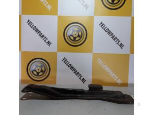 Gebruikte Motorbalk Suzuki SX4 (EY/GY) 1.6 16V VVT Comfort,Exclusive Autom. Prijs € 34,99 Margeregeling aangeboden door Yellow Parts